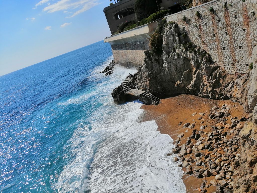 Fisherman’s Cove, the hidden beach of Monaco